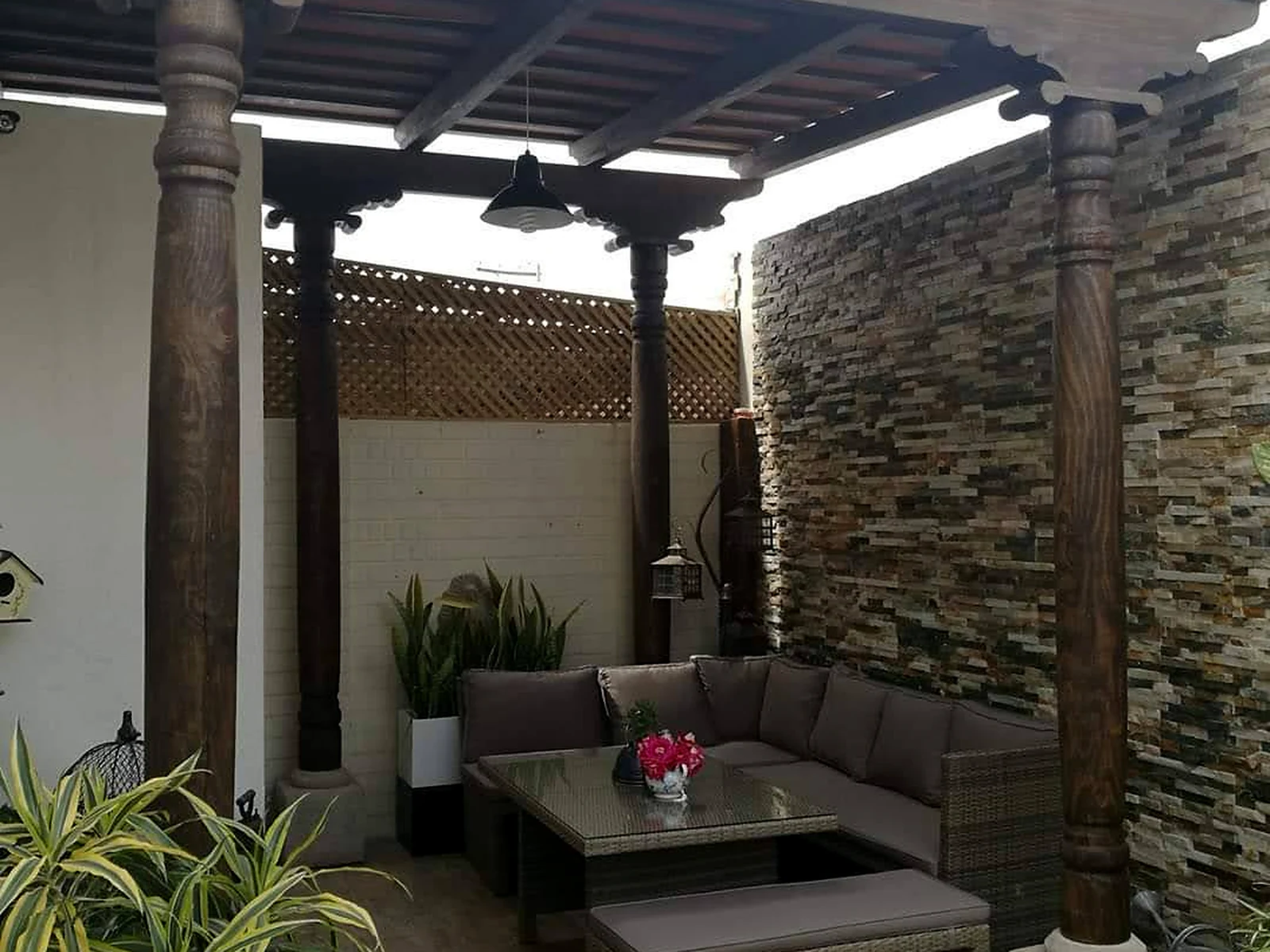 Pergolas hero 02